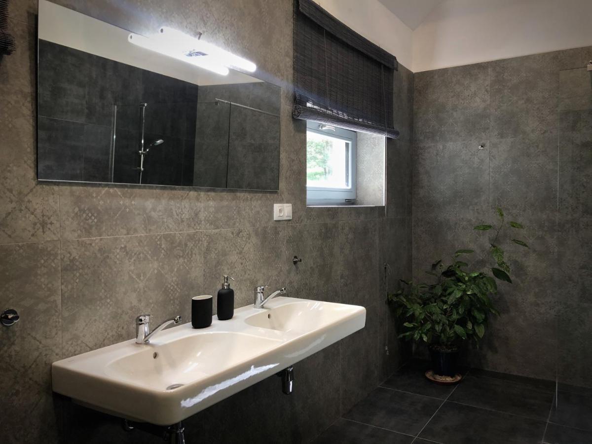 Mezonetovy Apartman S Terasou Na Samote V Lese Vlkava Екстериор снимка