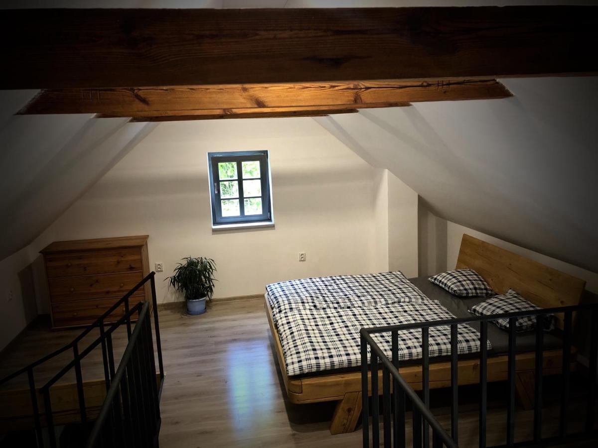 Mezonetovy Apartman S Terasou Na Samote V Lese Vlkava Екстериор снимка
